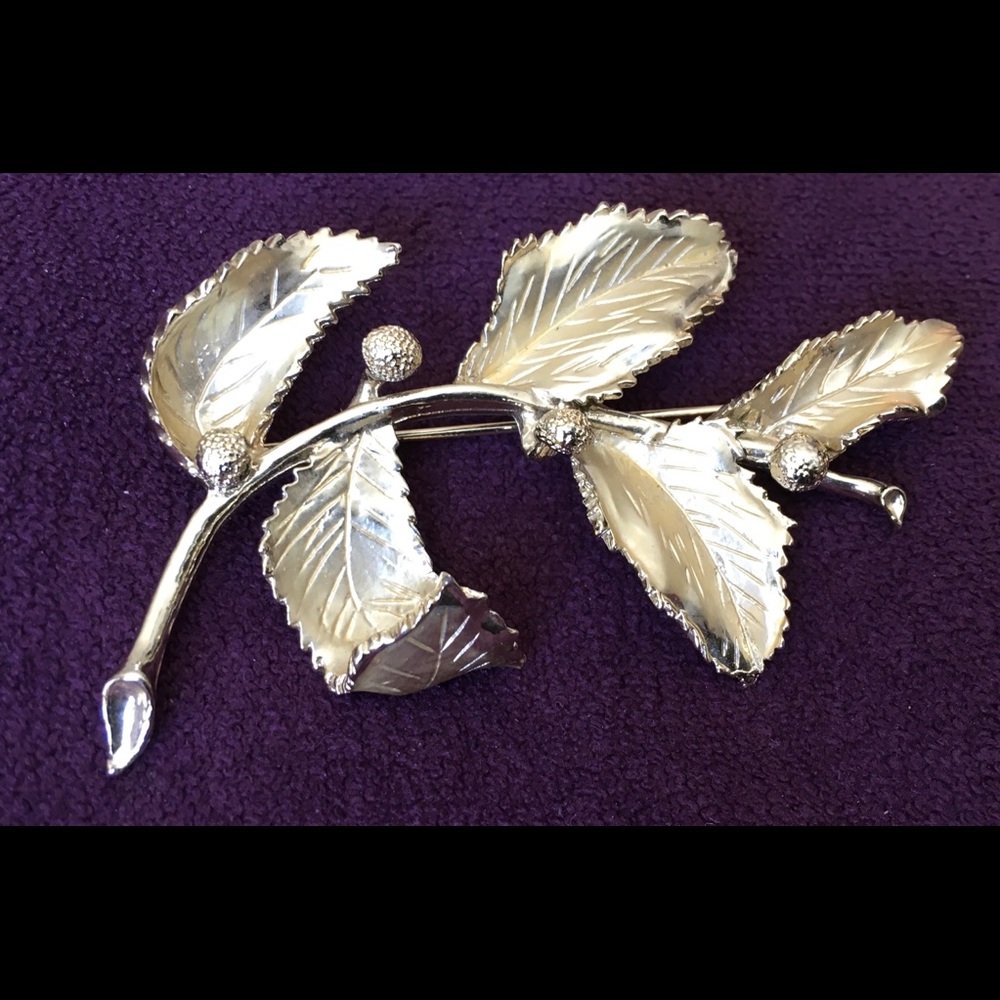 VINTAGE CORO SIGNED BERRY AND LEAF PIN